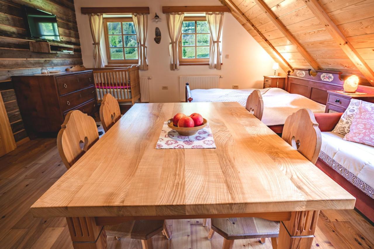 Tourist Farm Senkova Domacija Villa ซกอร์นเย เยแซร์สโก ภายนอก รูปภาพ