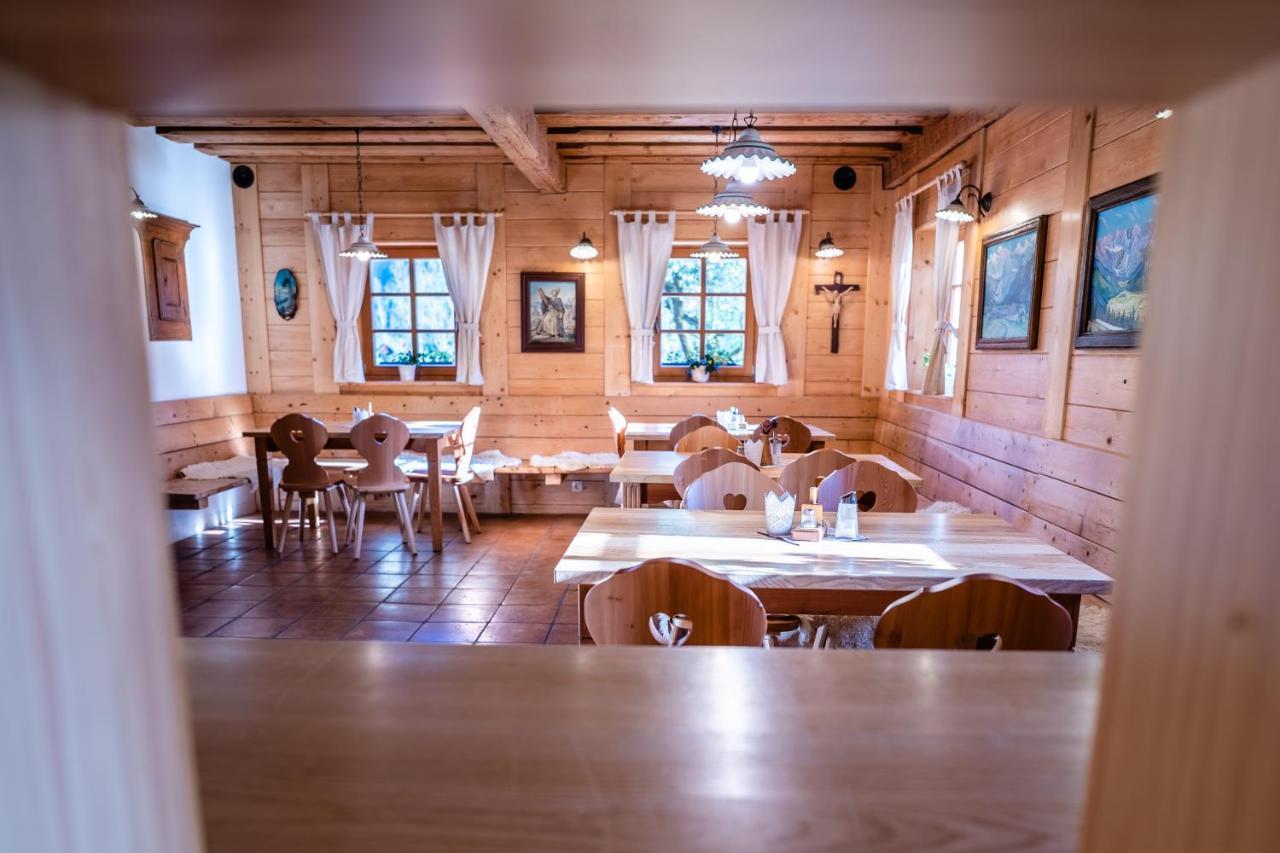 Tourist Farm Senkova Domacija Villa ซกอร์นเย เยแซร์สโก ภายนอก รูปภาพ